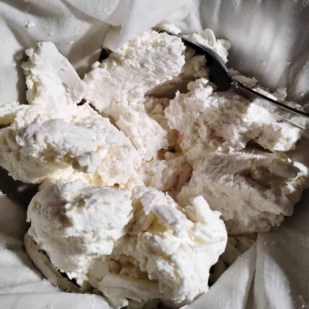 photo of quark in a cheese cloth